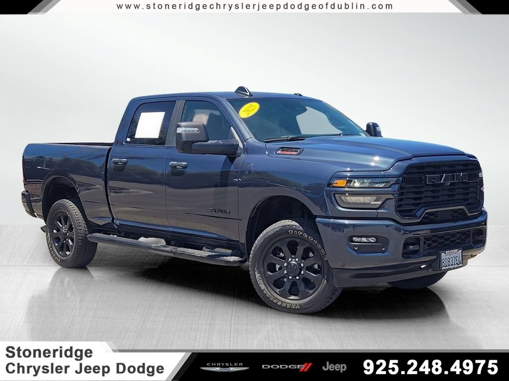 Used 2025 RAM 2500 Big Horn AWD/4WD image 1