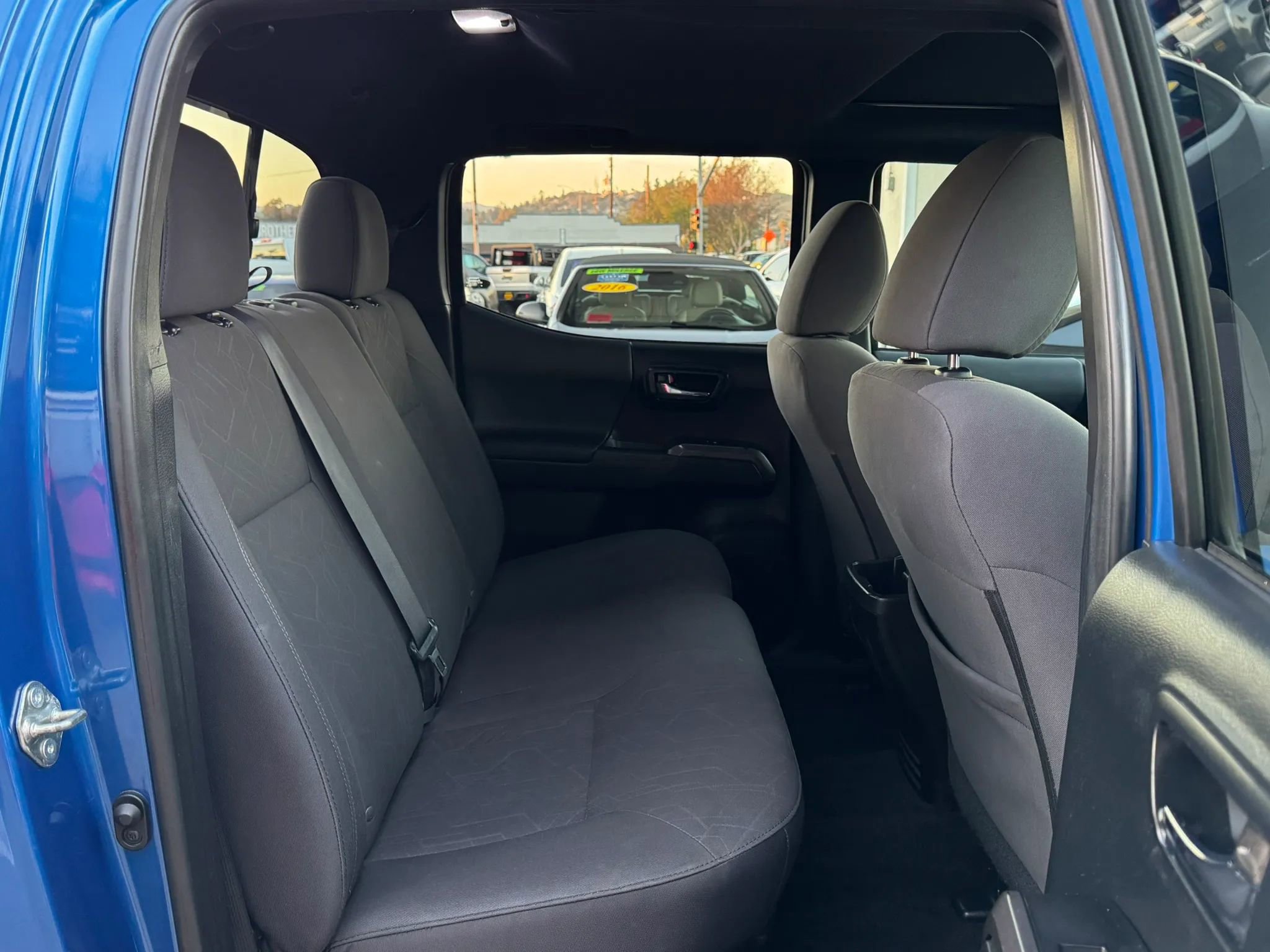 Used 2016 Toyota Tacoma TRD Sport RWD image 20