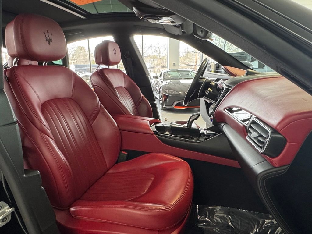 Used 2021 Maserati Levante GranSport image 10