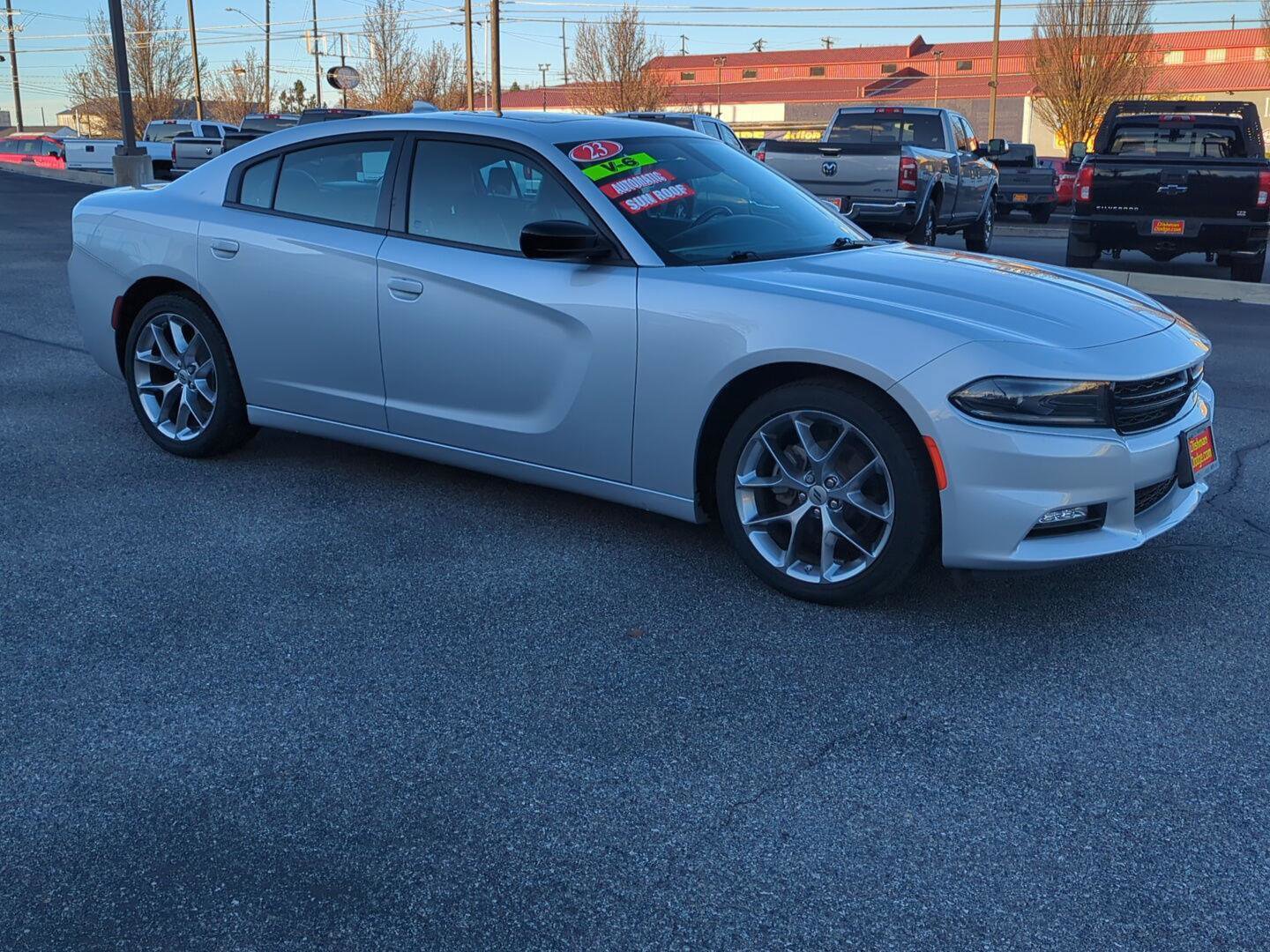 Used 2023 Dodge Charger SXT w/ Plus Group image 1