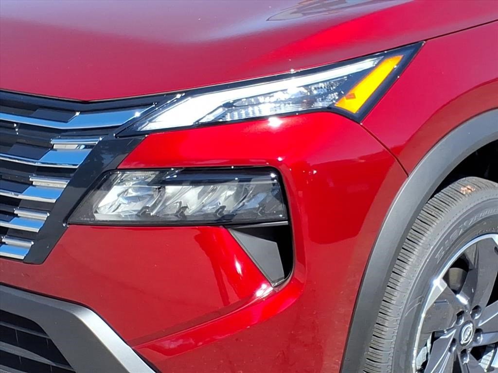 New 2026 Nissan Rogue SV image 4