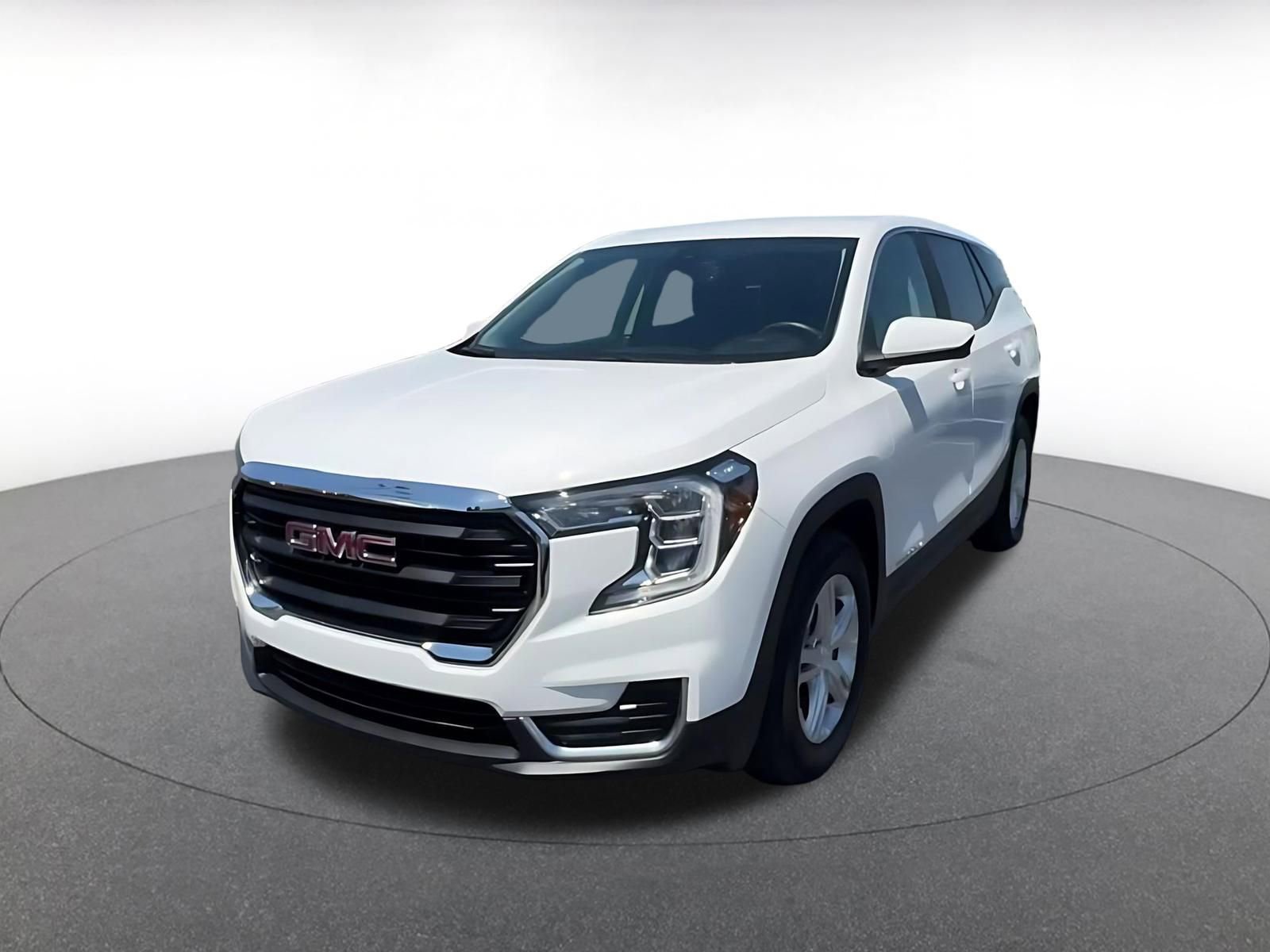 Used 2024 GMC Terrain SLE FWD image 7