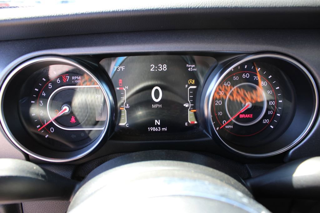 Used 2021 Jeep Gladiator Mojave AWD/4WD image 17