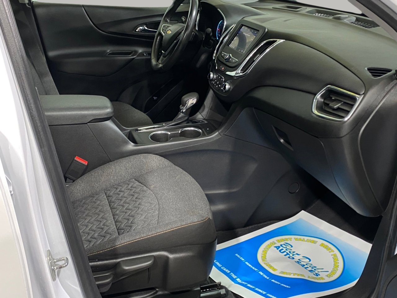 Used 2022 Chevrolet Equinox LT image 32