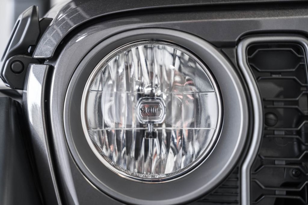 New 2026 Jeep Wrangler Sport S image 10