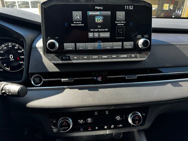 Used 2024 Mitsubishi Outlander SEL FWD image 17
