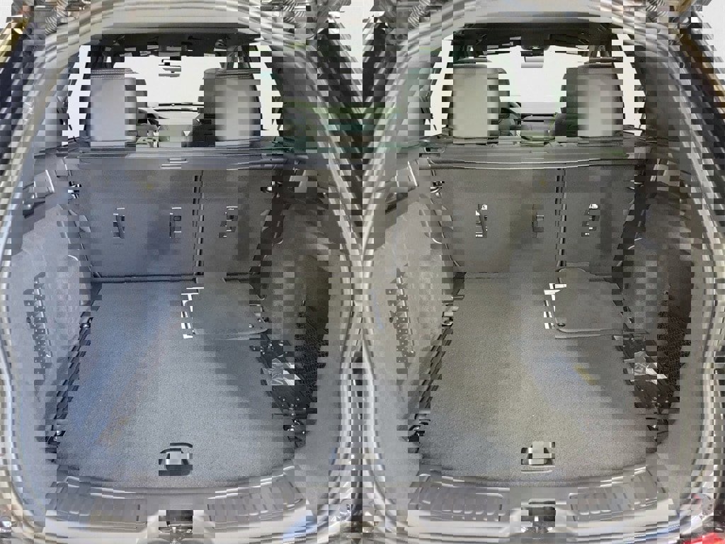 New 2024 Land Rover Discovery Sport Dynamic SE image 28