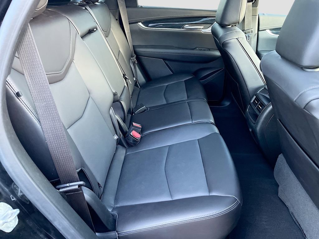 Used 2025 Cadillac XT5 Premium Luxury AWD/4WD image 28