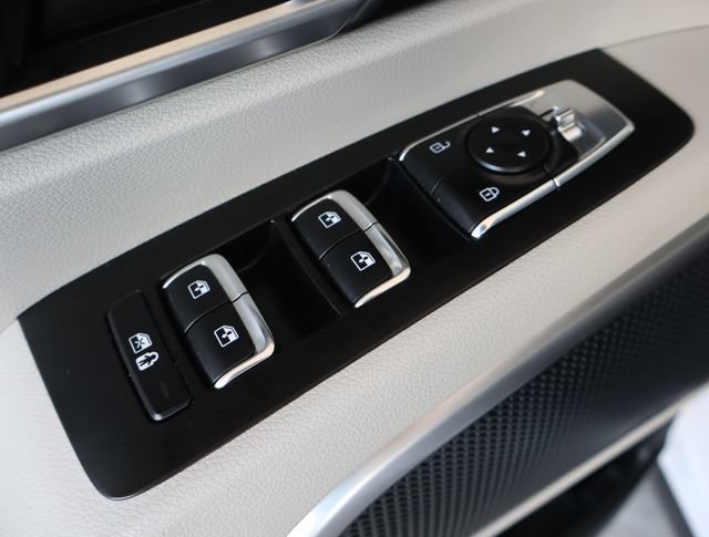 Used 2024 Kia Telluride S w/ S Sunroof Package FWD image 18