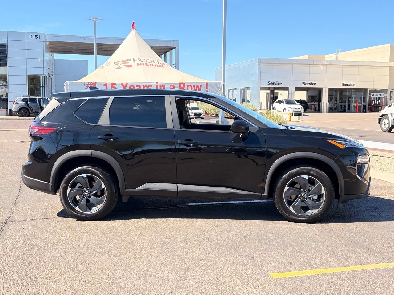 Certified 2025 Nissan Rogue SV FWD image 7