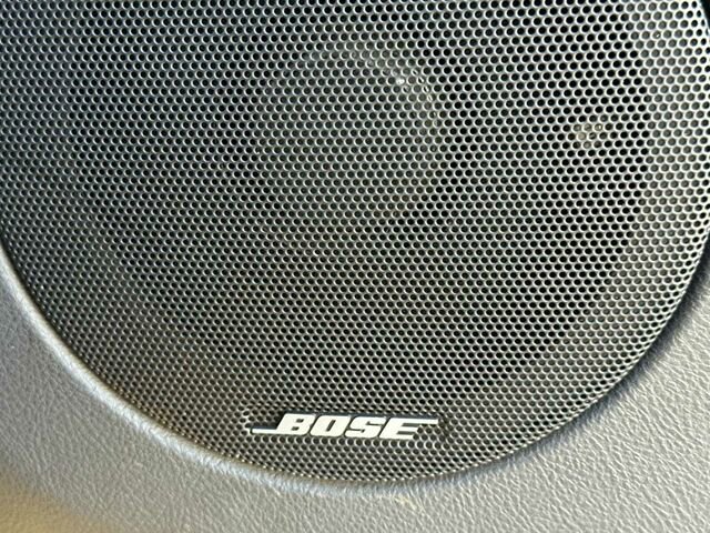 Used 2004 Chevrolet SSR w/ Preferred Equipment Group image 18