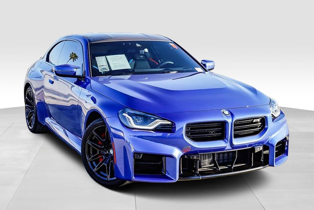 Used 2025 BMW M2 w/ Lighting Package image 2
