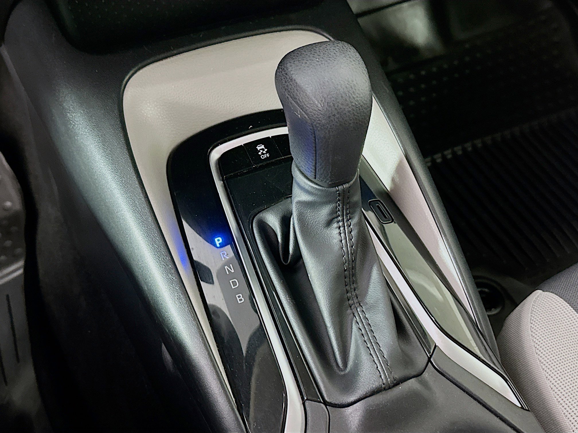 Used 2023 Toyota Corolla LE FWD image 22