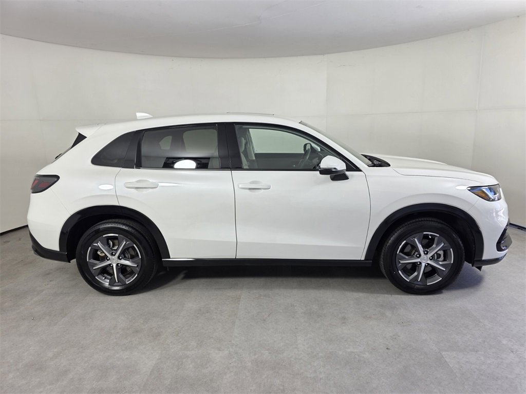 Used 2024 Honda HR-V EX-L image 3