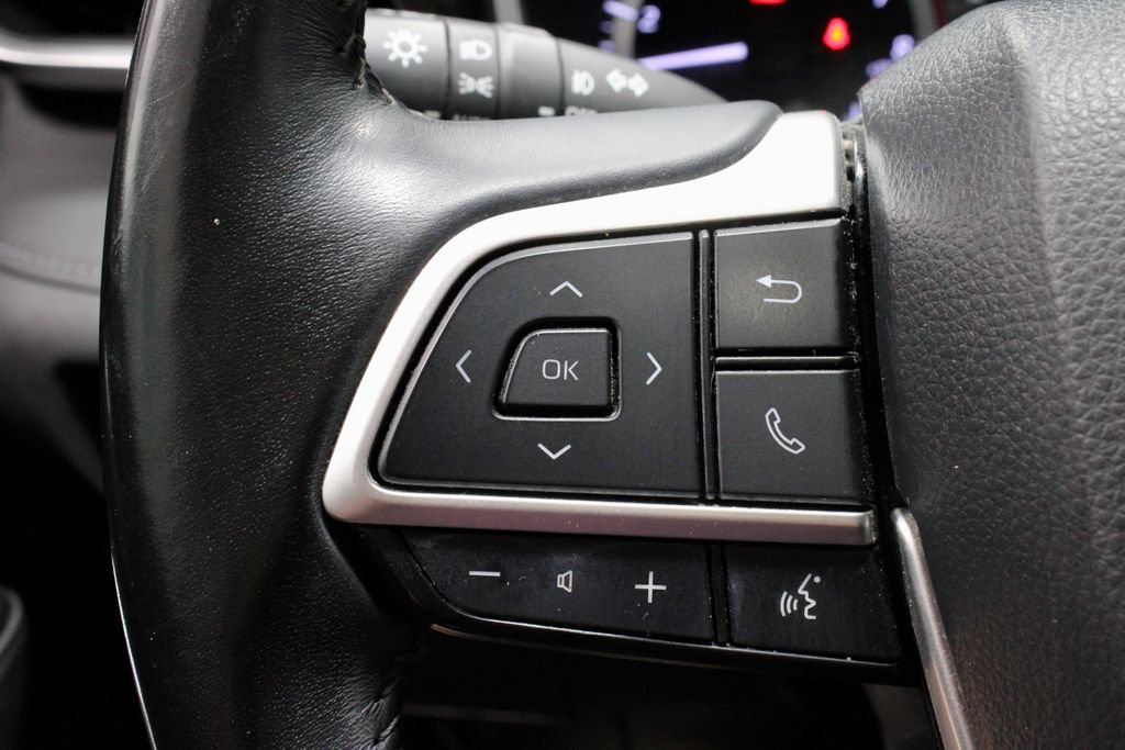 Used 2023 Toyota Highlander XLE AWD/4WD image 26