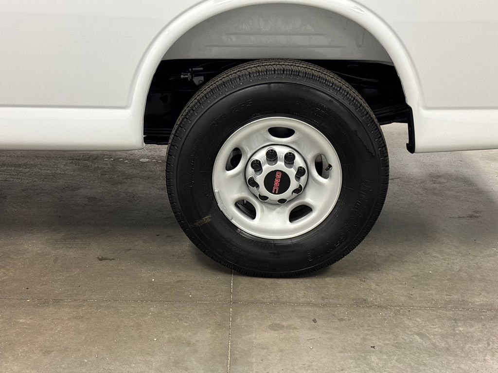 New 2026 GMC Savana 2500 w/ Driver Convenience Package image 11