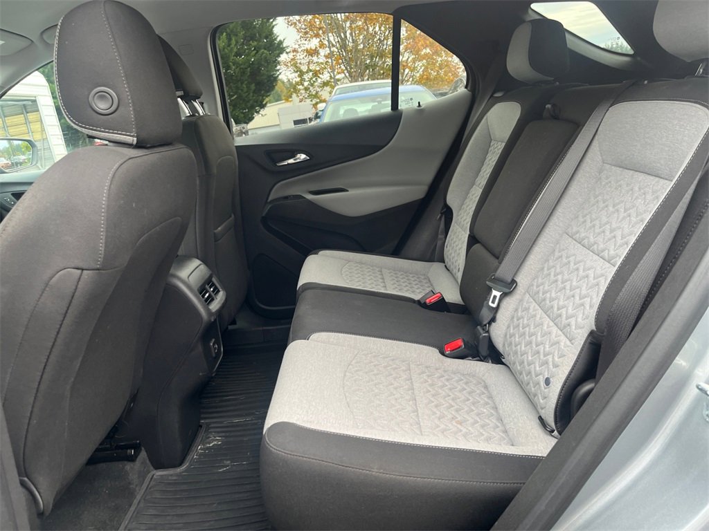 Used 2023 Chevrolet Equinox LT w/ Driver Convenience Package image 17