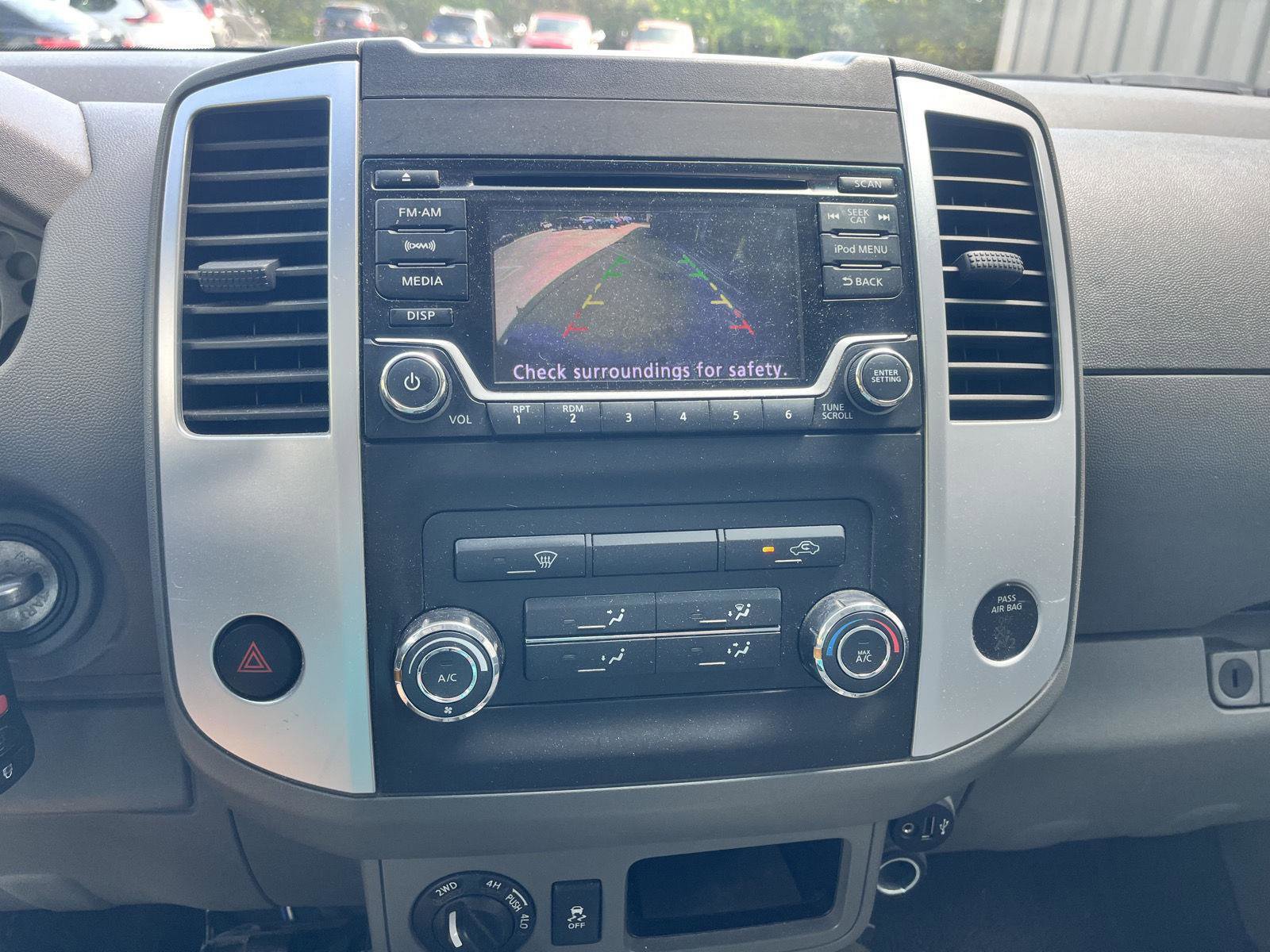 Used 2018 Nissan Frontier SV AWD/4WD image 19