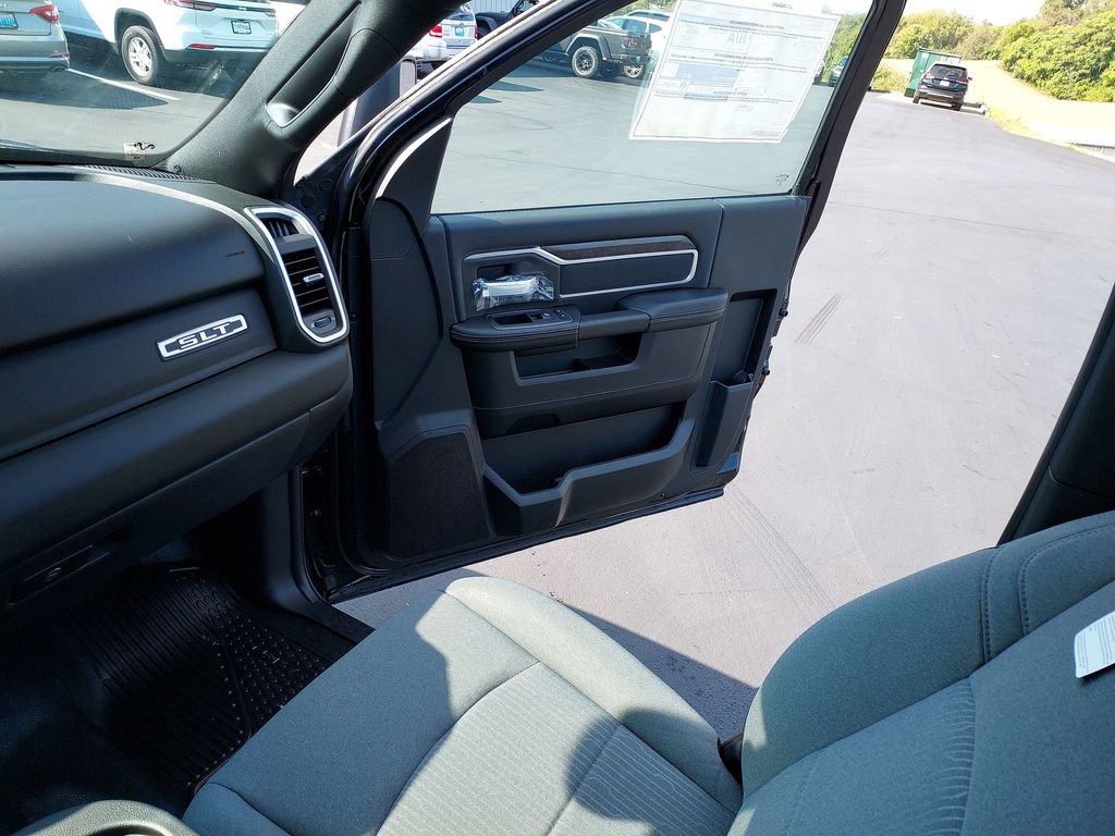 New 2024 RAM 5500 SLT w/ Quick Order Package 2YG SLT AWD/4WD image 11