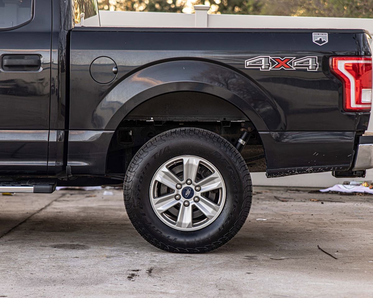 Used 2015 Ford F150 XLT AWD/4WD image 8