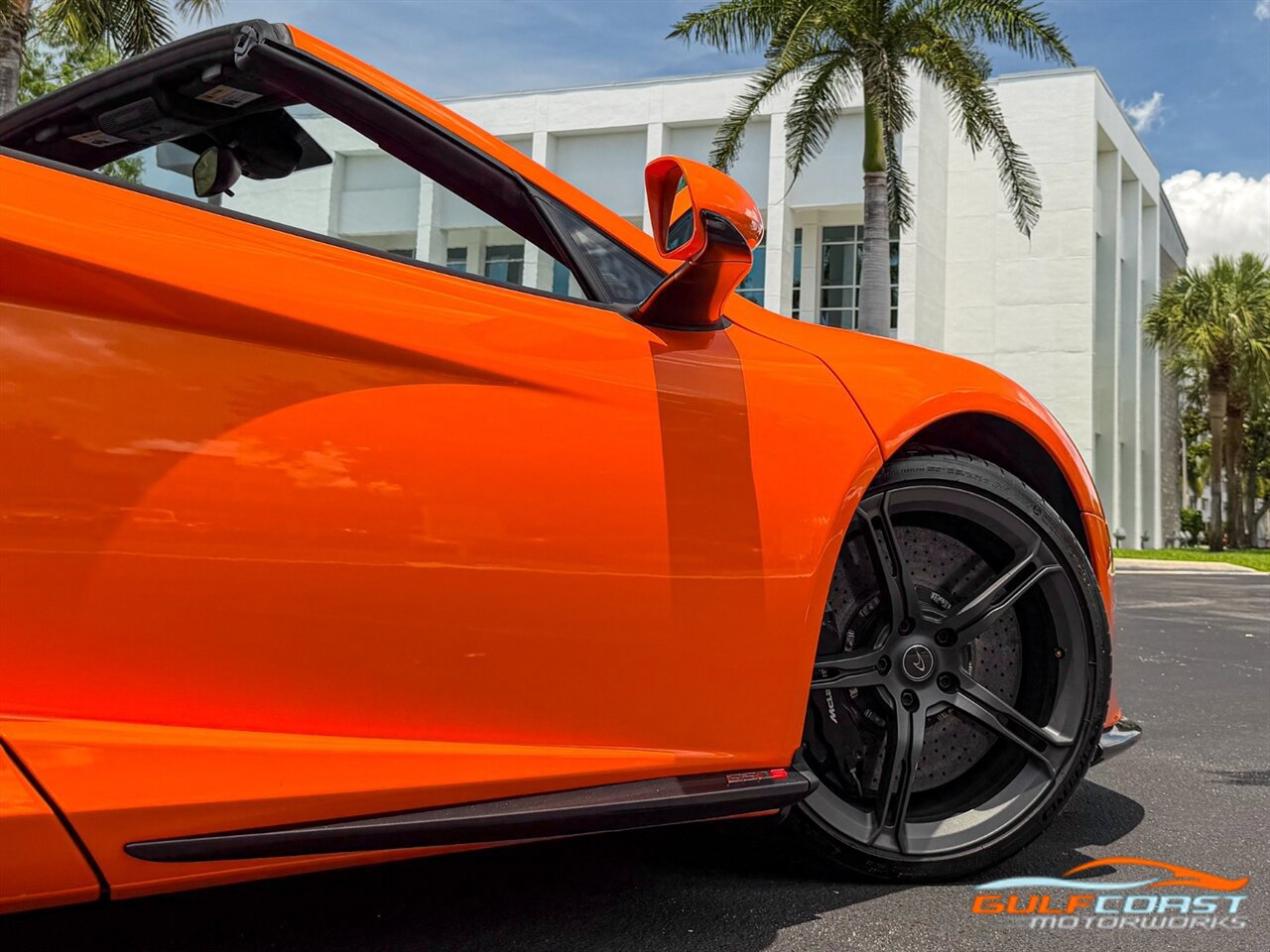 Used 2015 McLaren 650S Spider RWD image 55