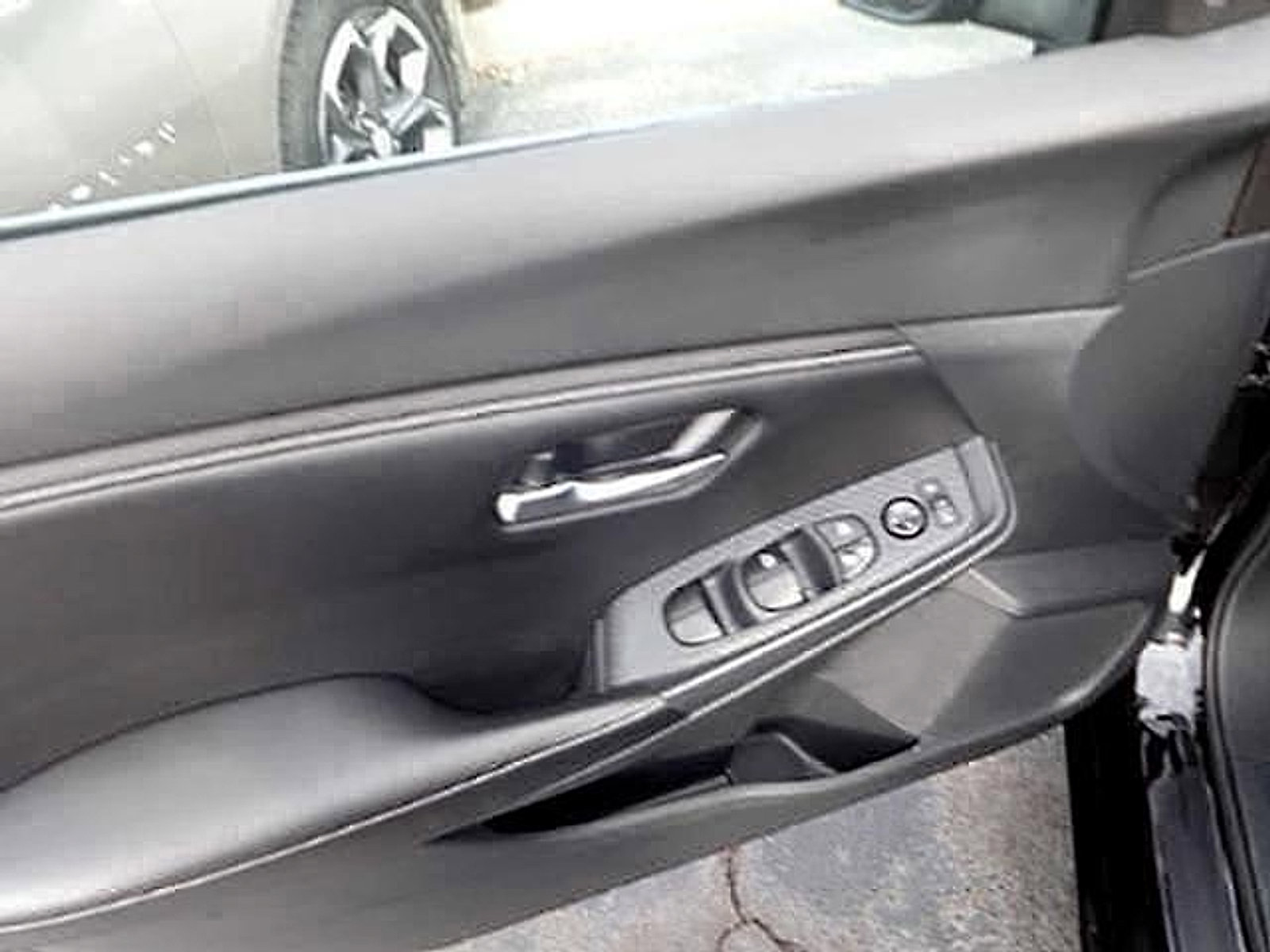 Used 2022 Nissan Sentra SV image 12