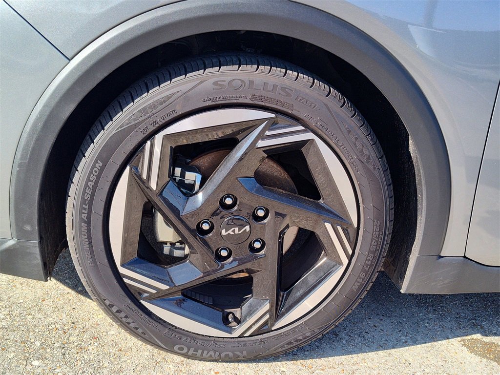 Used 2025 Kia K4 EX image 16