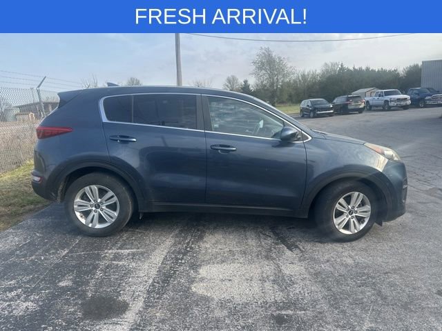 Used 2017 Kia Sportage LX image 3