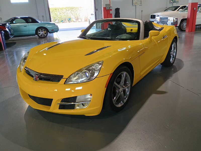 Used 2008 Saturn Sky w/ Premium Trim Package