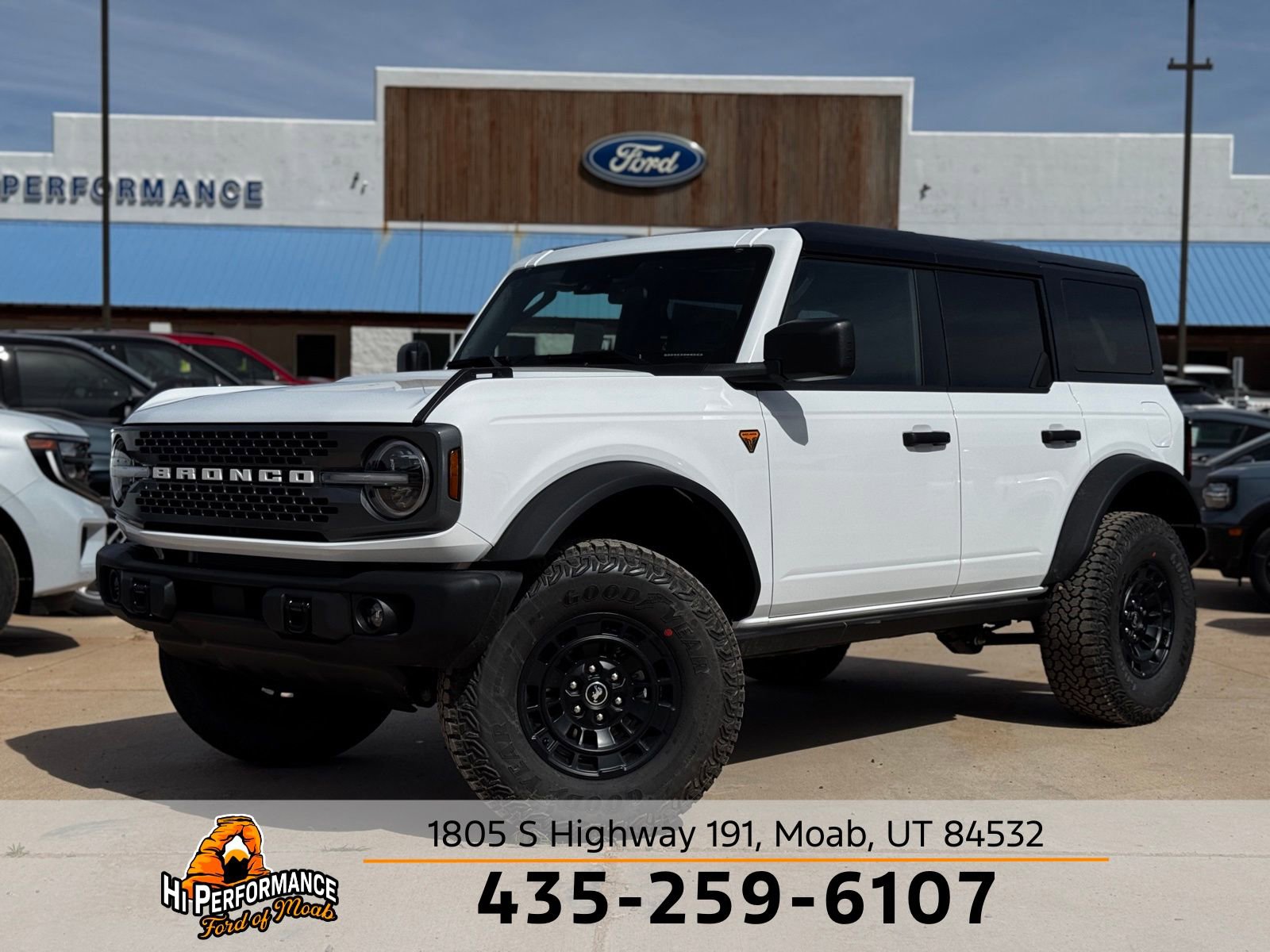 New 2026 Ford Bronco Badlands w/ Sasquatch Package AWD/4WD image 1