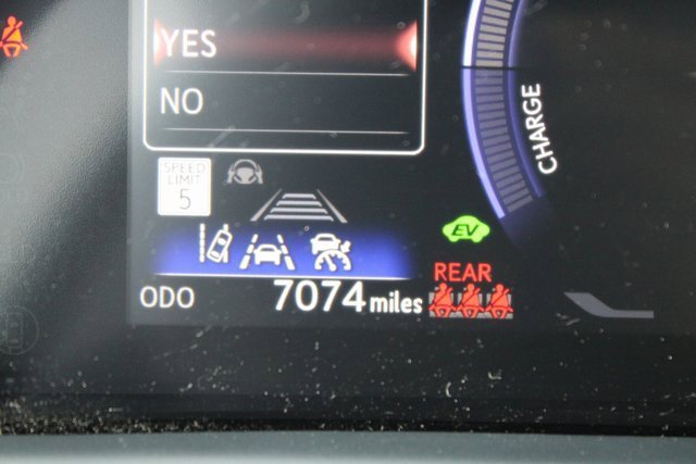 Used 2025 Lexus UX 300h FWD image 15