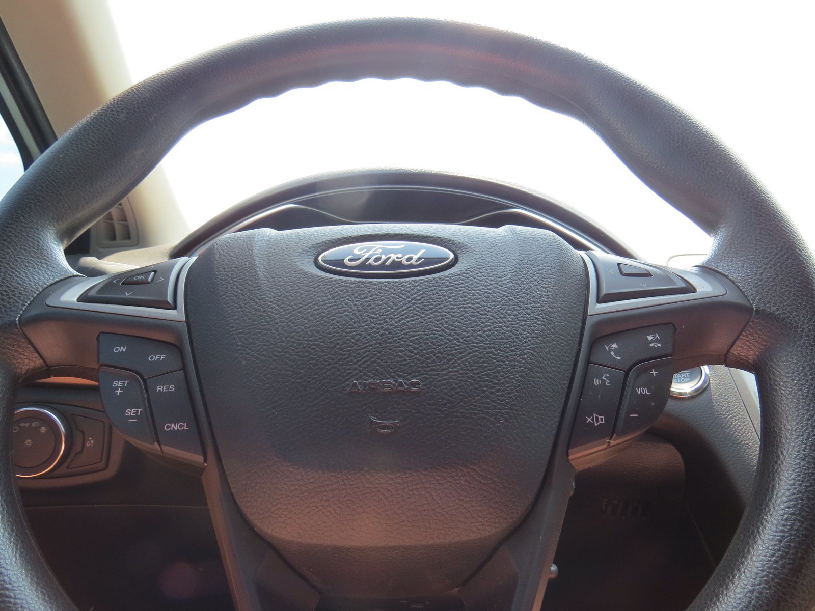 Used 2018 Ford Fusion S FWD image 12