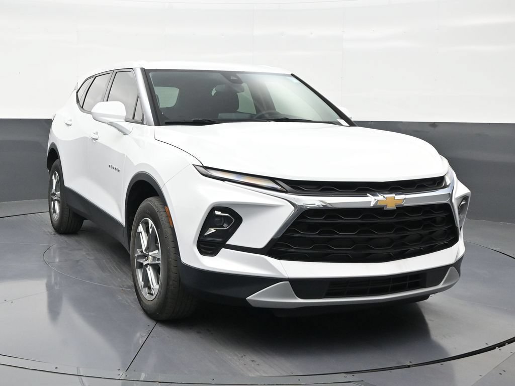 Used 2023 Chevrolet Blazer LT FWD image 7