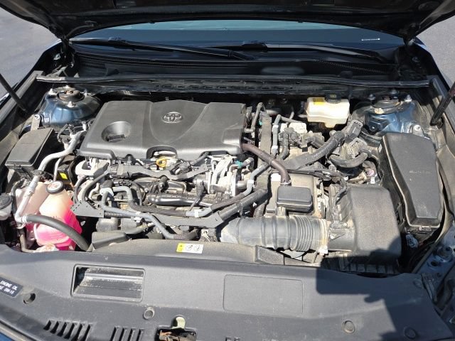 Used 2018 Toyota Camry LE FWD image 26