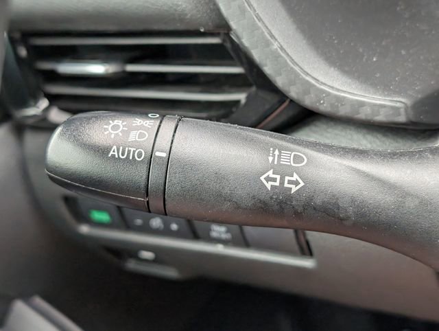 Used 2024 Nissan Sentra SV FWD image 21