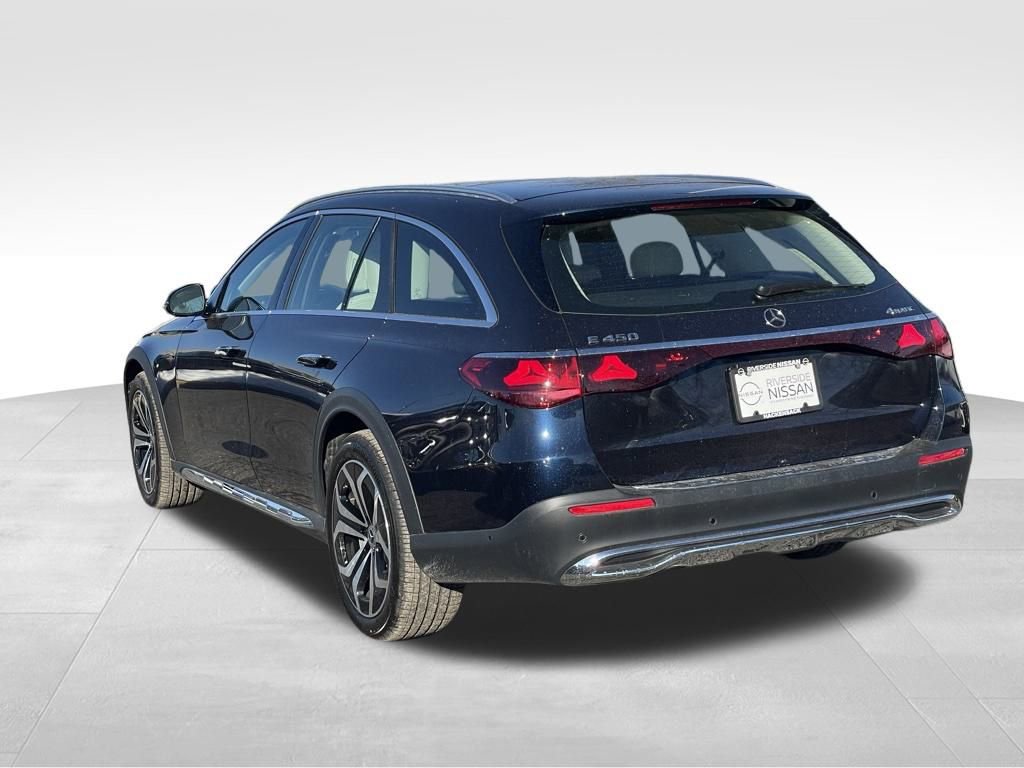 Used 2025 Mercedes-Benz E 450 4MATIC All-Terrain Wagon image 5