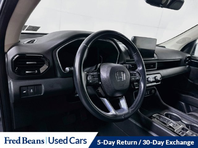 Used 2023 Honda Pilot Touring image 13