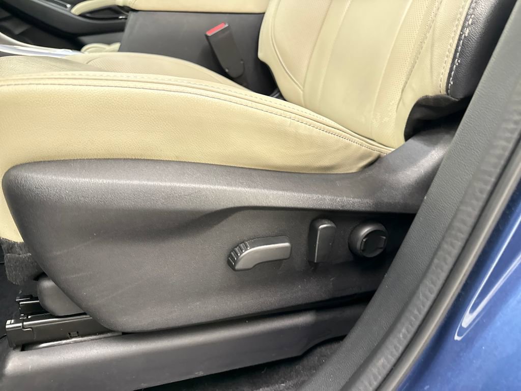 Used 2020 Subaru Ascent Limited w/ Technology Package AWD/4WD image 13