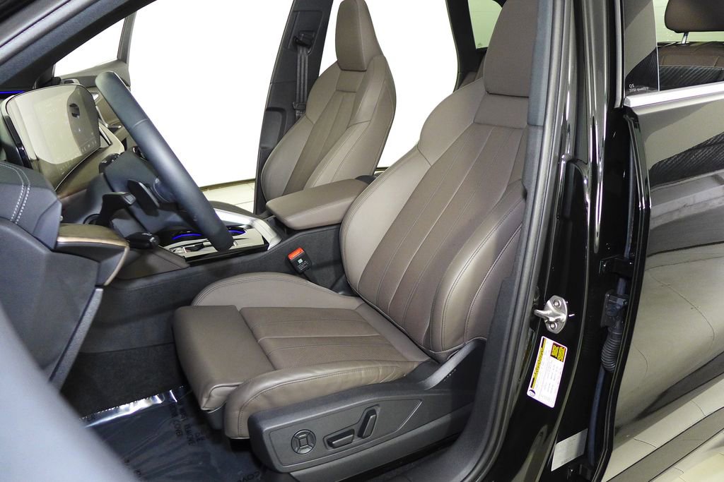 Used 2025 Audi Q5 Premium Plus w/ Premium Plus image 22