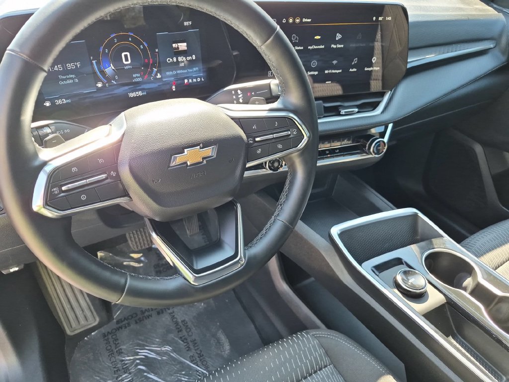 Used 2026 Chevrolet Equinox LT FWD image 14