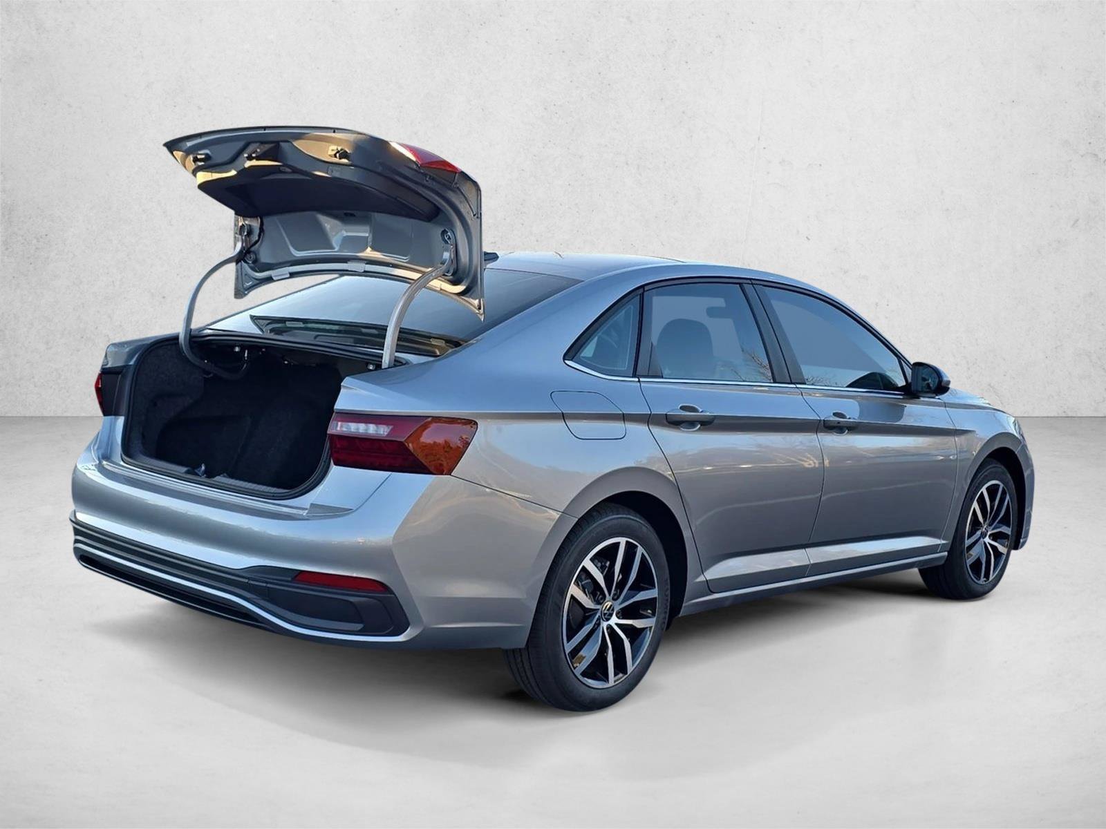 New 2026 Volkswagen Jetta SE FWD image 2