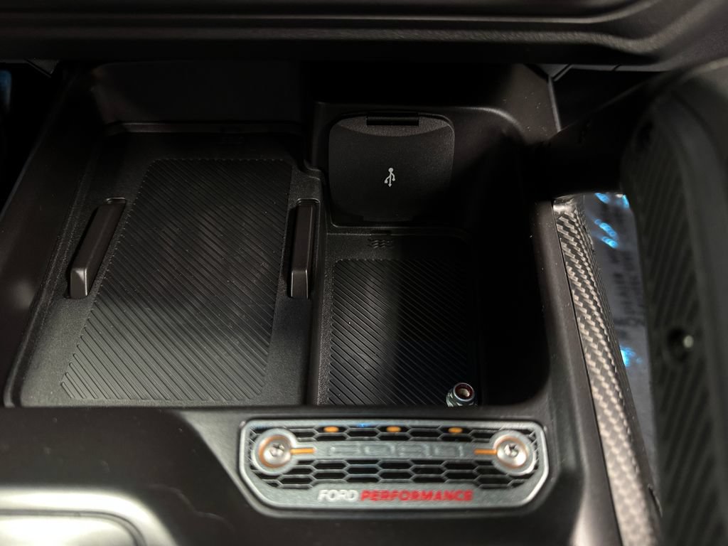 New 2026 Ford Bronco Raptor w/ Interior Carbon Fiber Pack AWD/4WD image 17