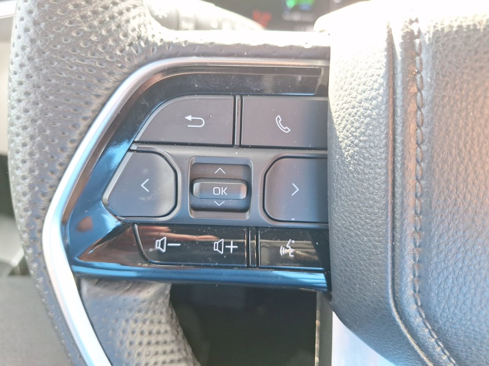 Used 2024 Toyota Sequoia Capstone image 22