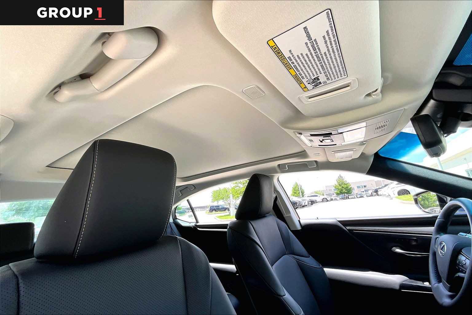 Used 2025 Lexus ES 350 w/ Premium Package FWD image 12