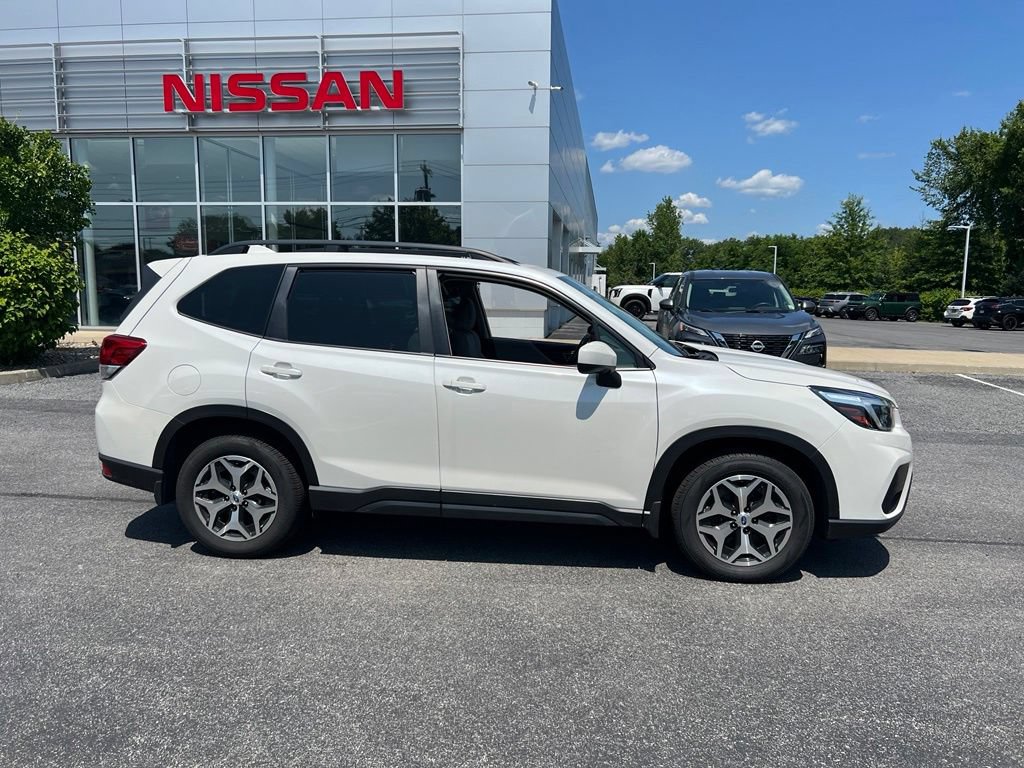 Used 2021 Subaru Forester Premium AWD/4WD image 15