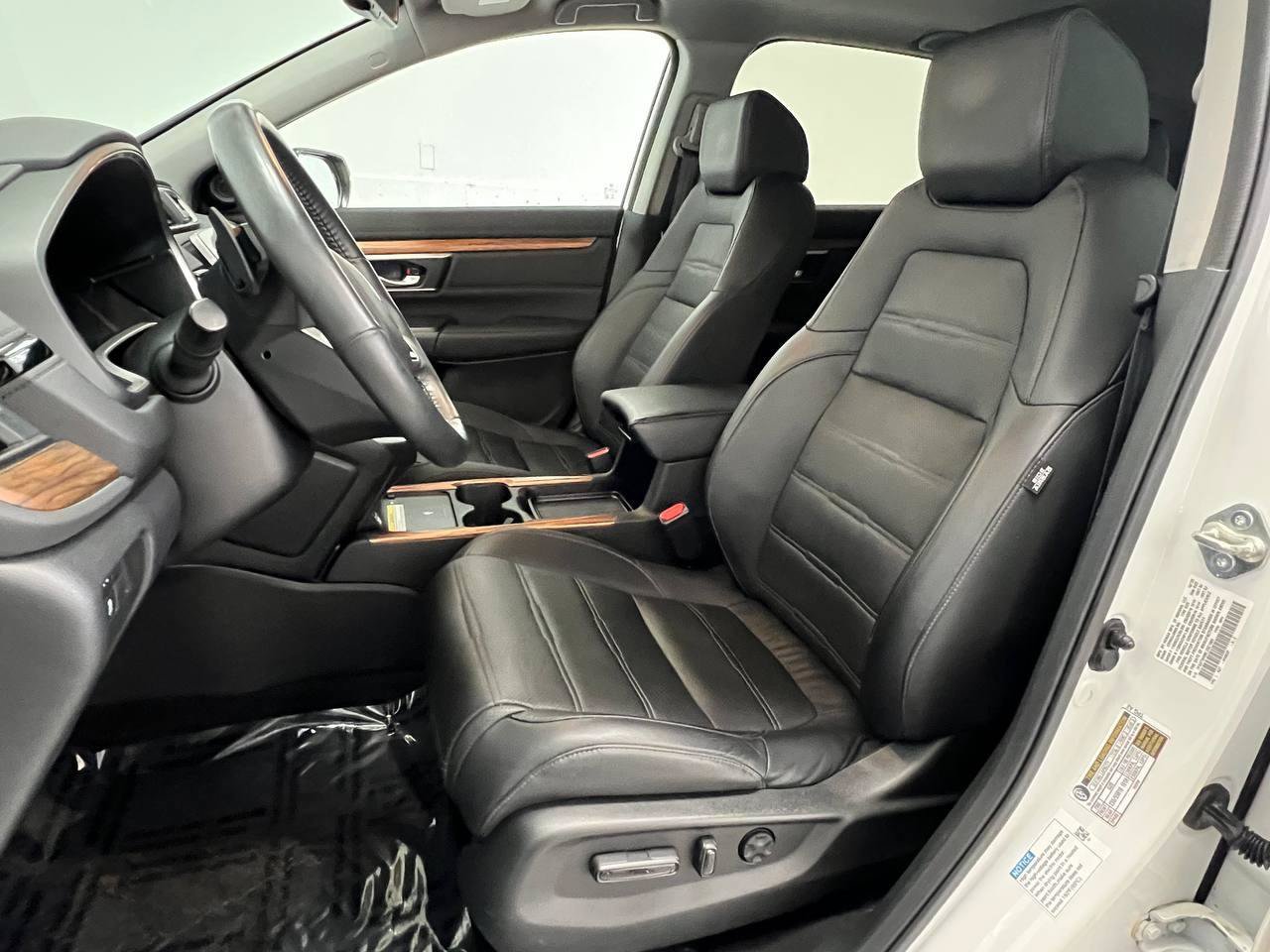 Used 2020 Honda CR-V Touring image 8