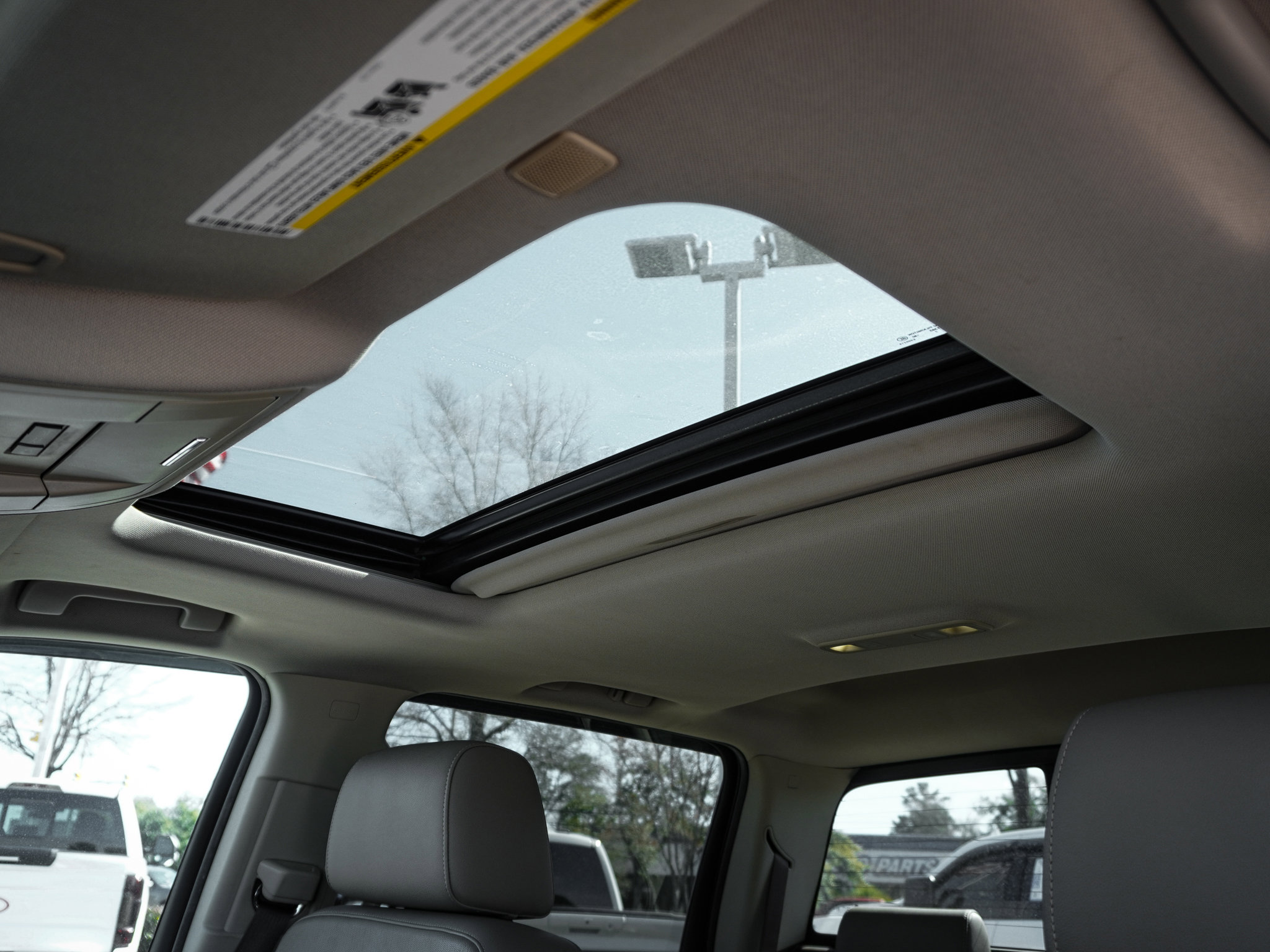 Used 2017 Chevrolet Silverado 1500 LTZ Z71 image 25