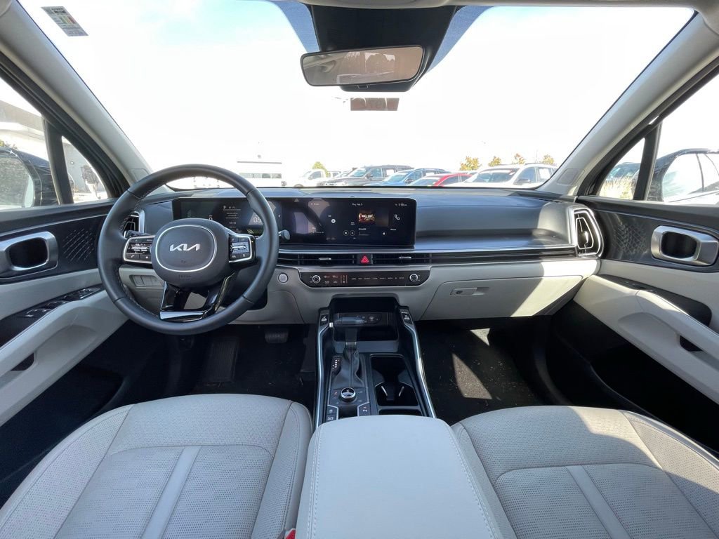 New 2025 Kia Sorento S image 29