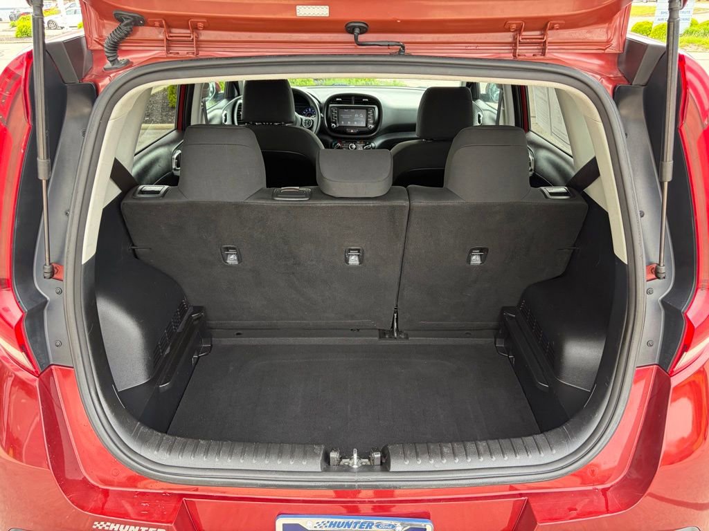 Used 2020 Kia Soul LX FWD image 17
