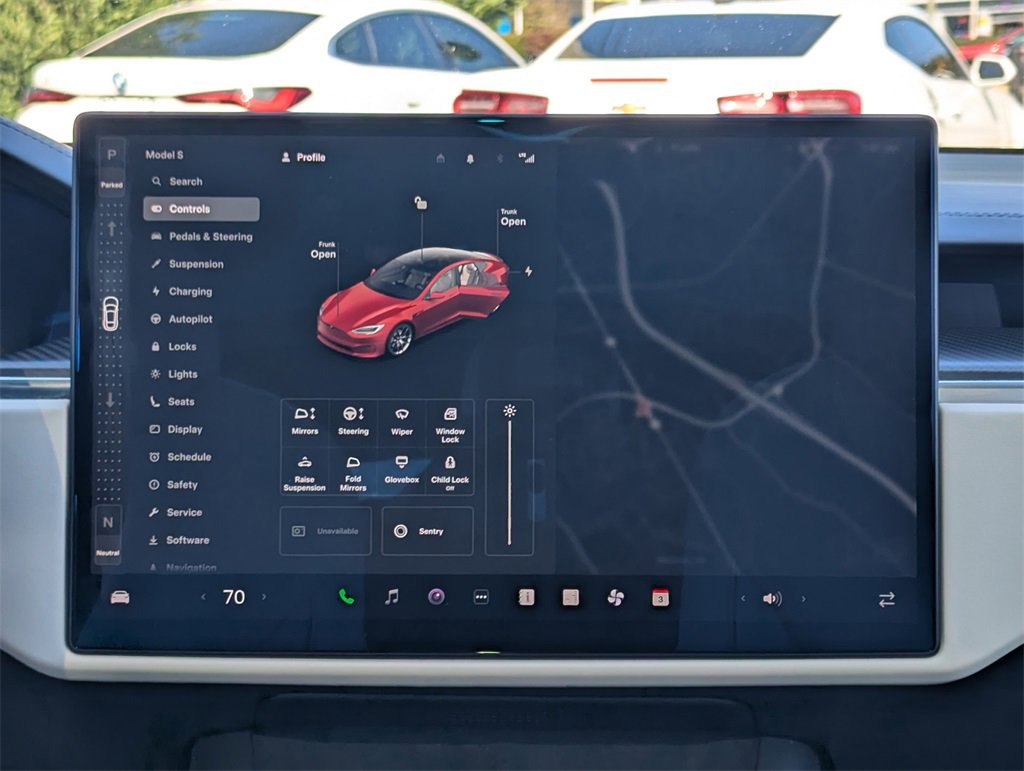 Used 2021 Tesla Model S Plaid image 12